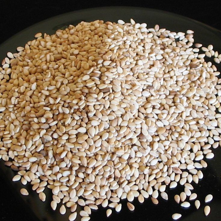 Hulled white sesame seeds.